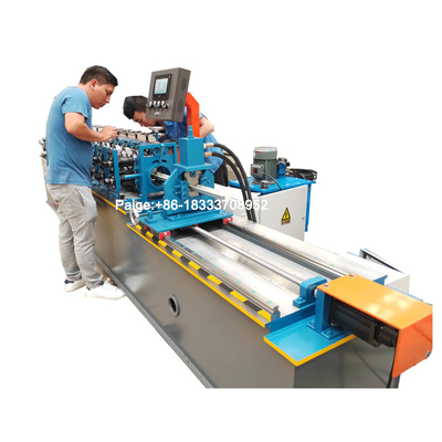 أوميغا سقف حوض بسطح علوي قناة الفولاذ الصلب آلة STUD METAL STUD MACHINE